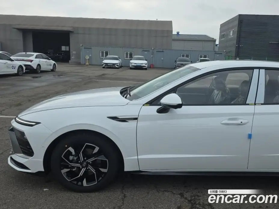 Hyundai Sonata 2026 1.6 автомат (гидро), фото 3