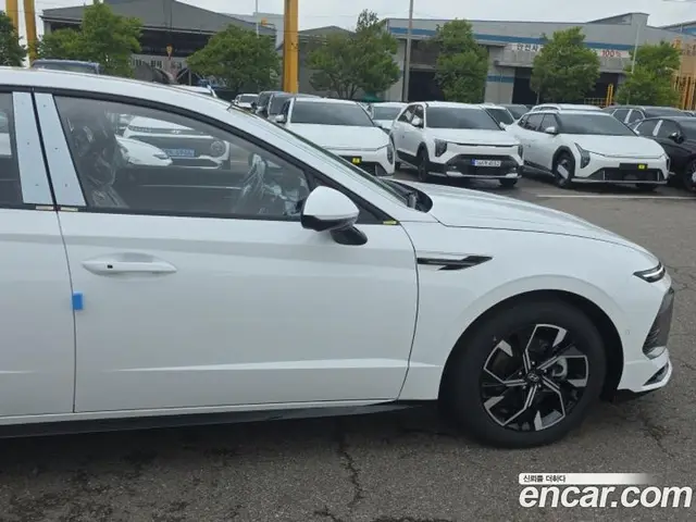 Hyundai Sonata 2026 1.6 автомат (гидро), миниатюра 7