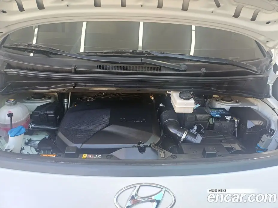 Hyundai Staria 2022 2.2 автомат (гидро), фото 16 Hyundai Staria 2022 2.2 автомат (гидро), фото 16