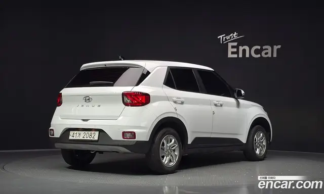 Hyundai Venue 2019 1.6 автомат (гидро), миниатюра 2 Hyundai Venue 2019 1.6 автомат (гидро), миниатюра 2