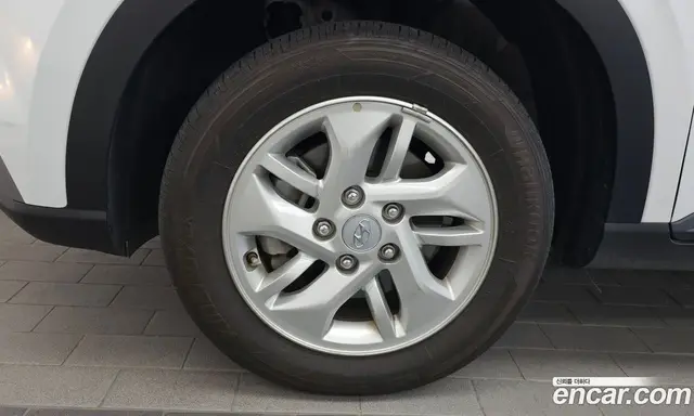 Hyundai Venue 2019 1.6 автомат (гидро), миниатюра 5 Hyundai Venue 2019 1.6 автомат (гидро), миниатюра 5