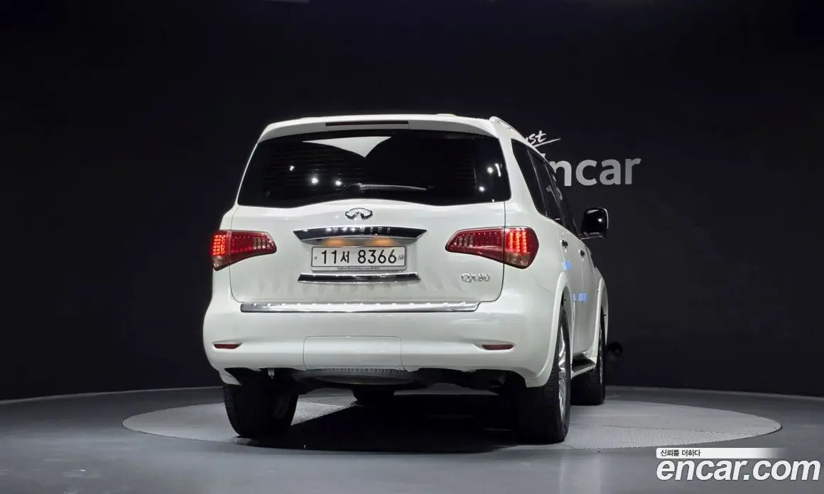 Infiniti QX80 2015 5.6 автомат (гидро), фото 4