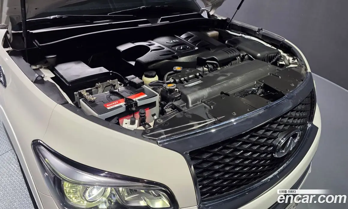 Infiniti QX80 2015 5.6 автомат (гидро), фото 6