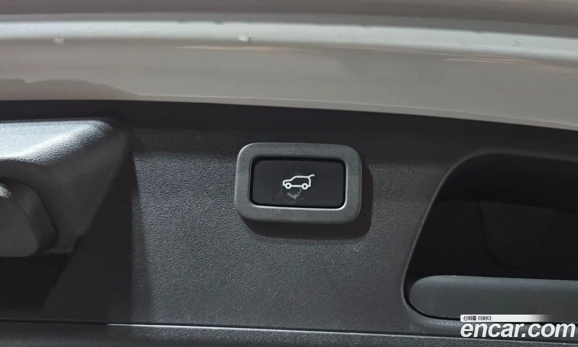 Jaguar E-Pace 2018 2.0 автомат (гидро), фото 19