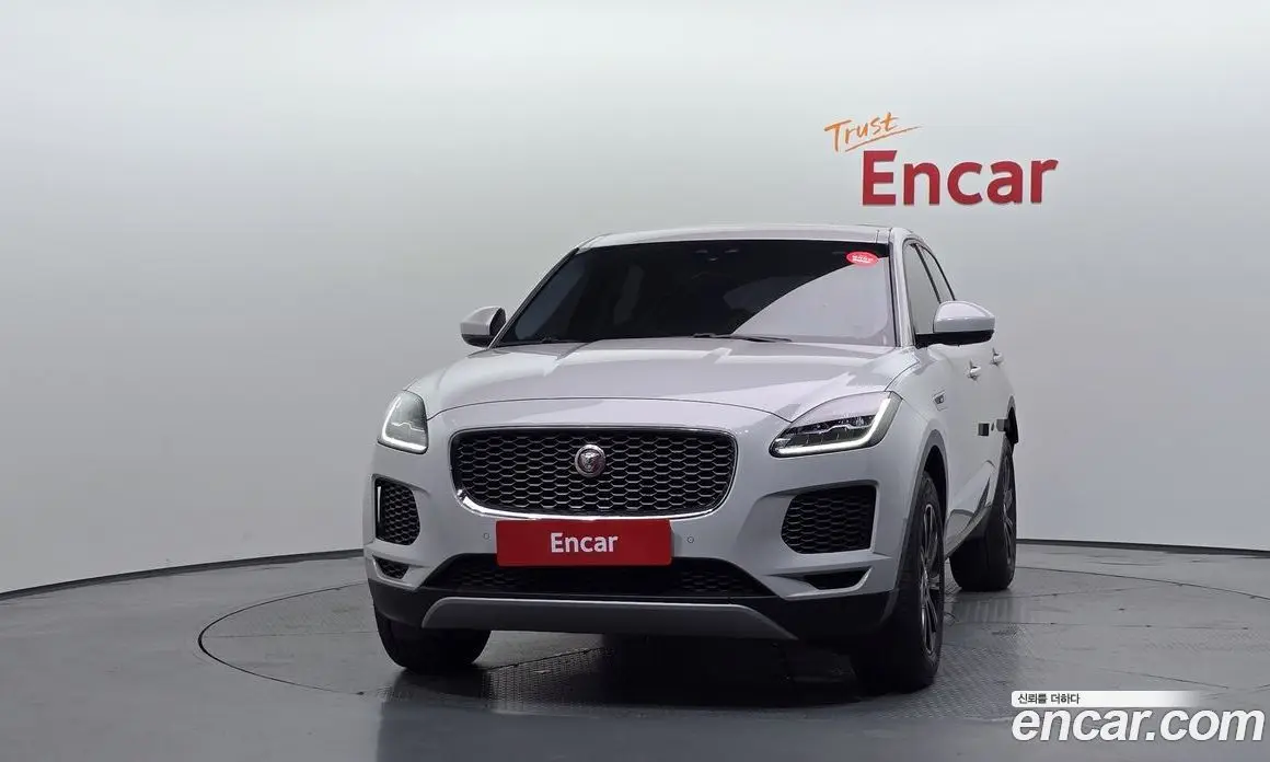Jaguar E-Pace 2018 2.0 автомат (гидро), фото 3