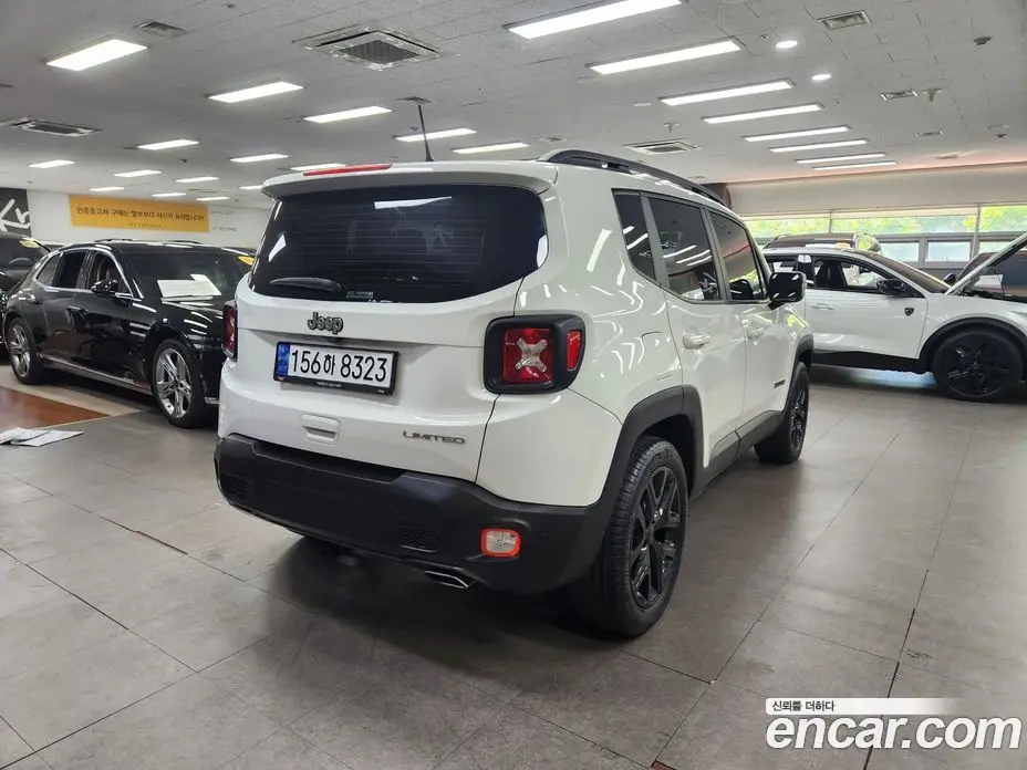 Jeep Renegade 2022 1.3 автомат (гидро), фото 2 Jeep Renegade 2022 1.3 автомат (гидро), фото 2
