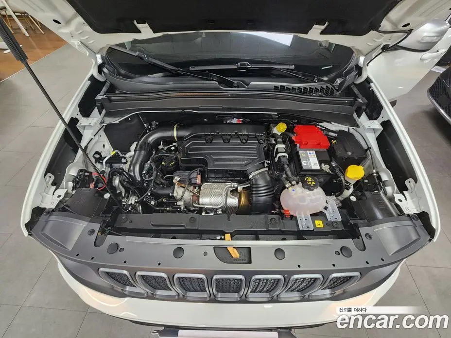 Jeep Renegade 2022 1.3 автомат (гидро), фото 18 Jeep Renegade 2022 1.3 автомат (гидро), фото 18