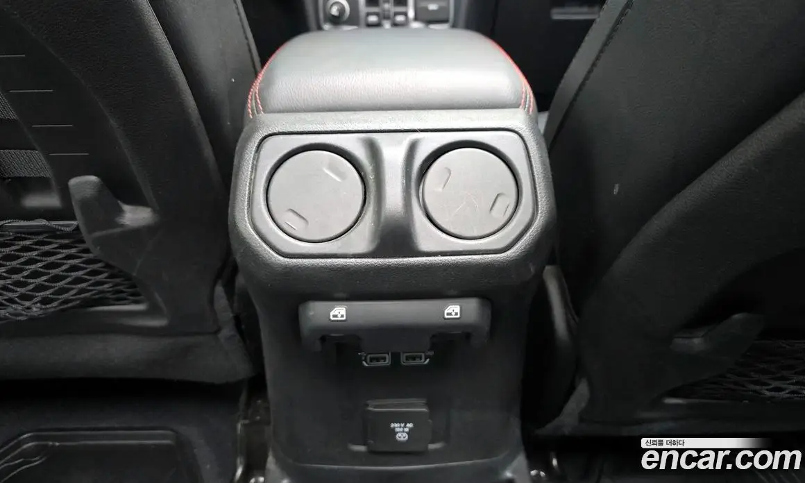 Jeep Wrangler 2020 2.0 автомат (гидро), фото 19 Jeep Wrangler 2020 2.0 автомат (гидро), фото 19
