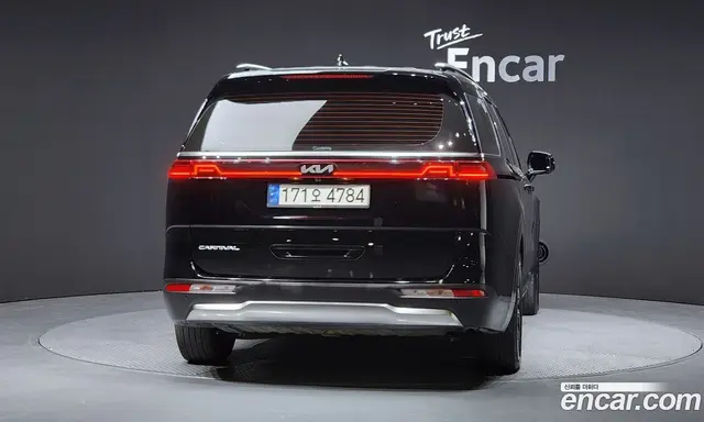Kia Carnival 2022 2.2 автомат (гидро), миниатюра 4 Kia Carnival 2022 2.2 автомат (гидро), миниатюра 4