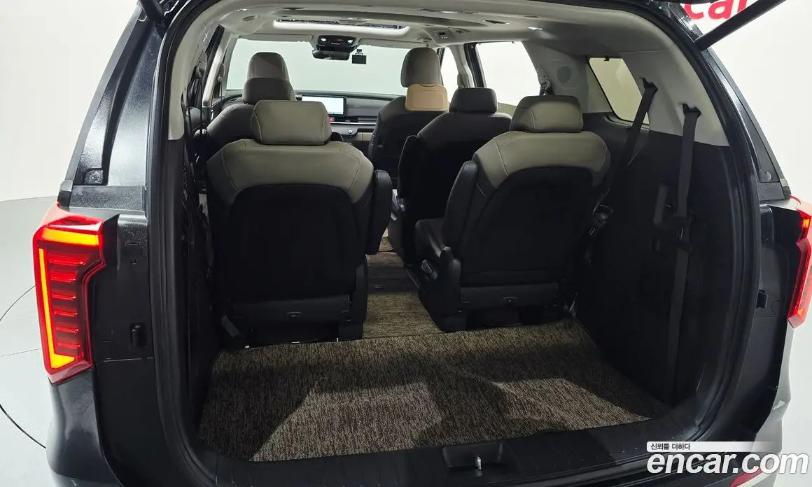 Kia Carnival 2026 1.6 автомат (гидро), фото 19