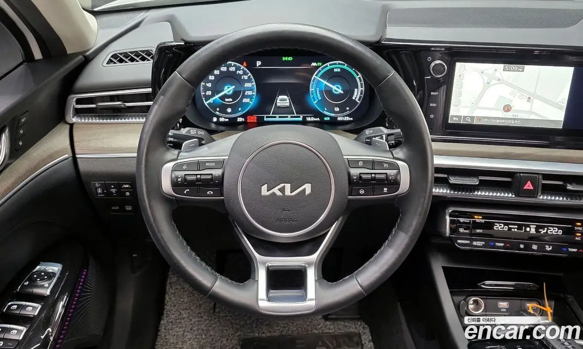 Kia K5 (Optima) 2023 2.0 автомат (гидро), фото 13 Kia K5 (Optima) 2023 2.0 автомат (гидро), фото 13