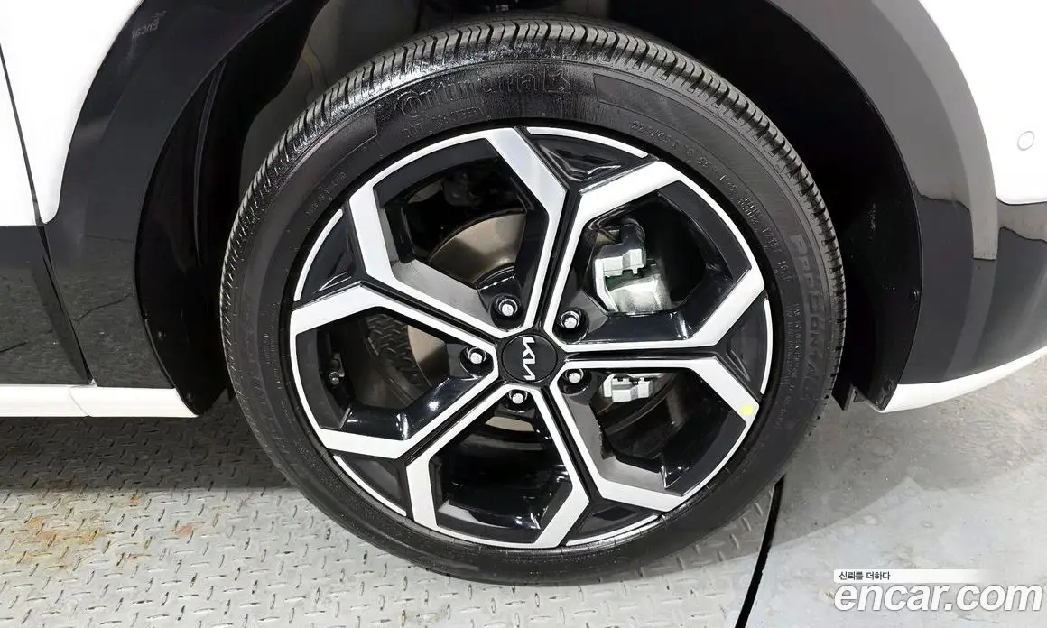 Kia Niro 2025 1.6 автомат (гидро), фото 5 Kia Niro 2025 1.6 автомат (гидро), фото 5