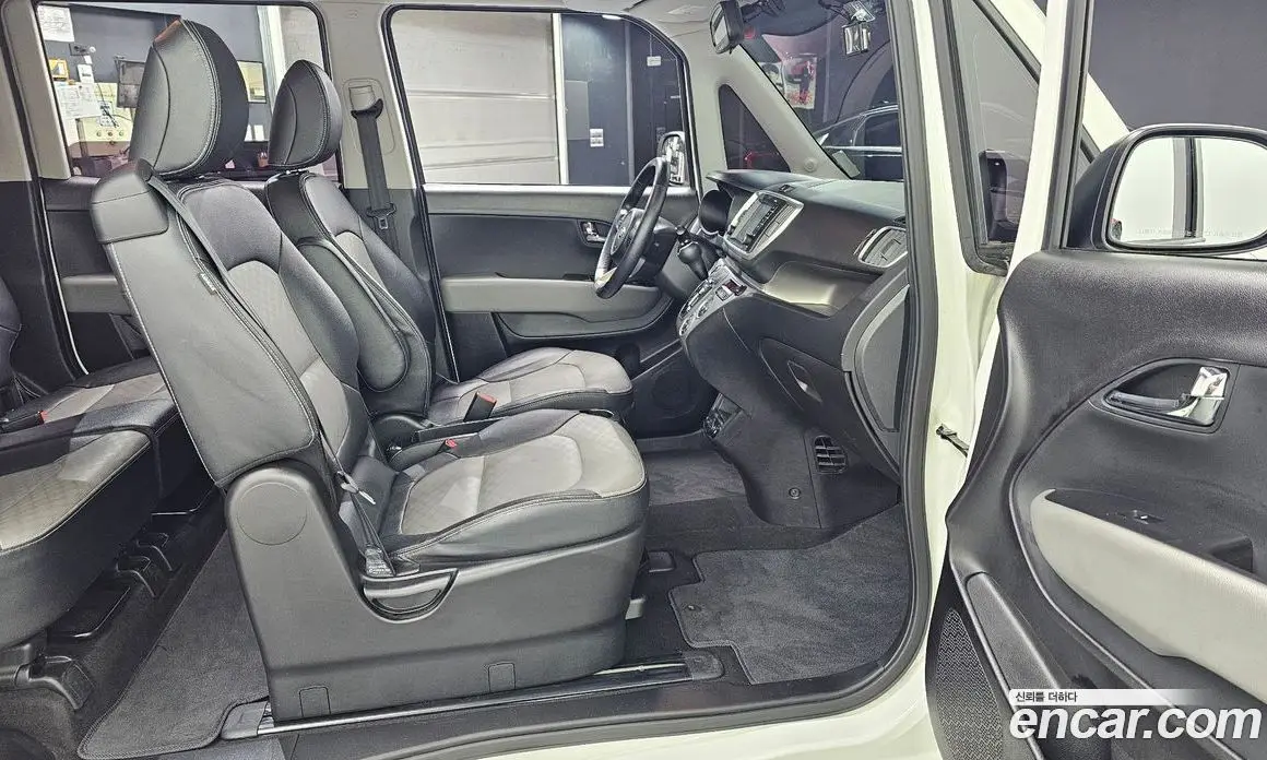 Kia Ray 2019 1.0 автомат (гидро), фото 11