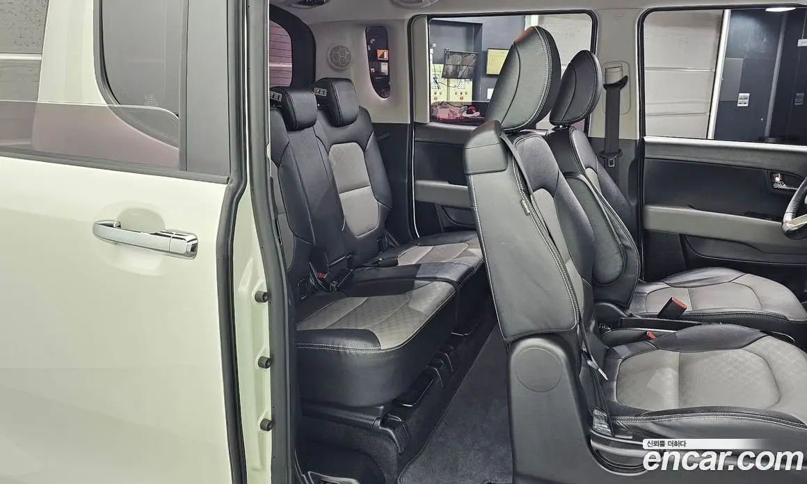 Kia Ray 2019 1.0 автомат (гидро), фото 12