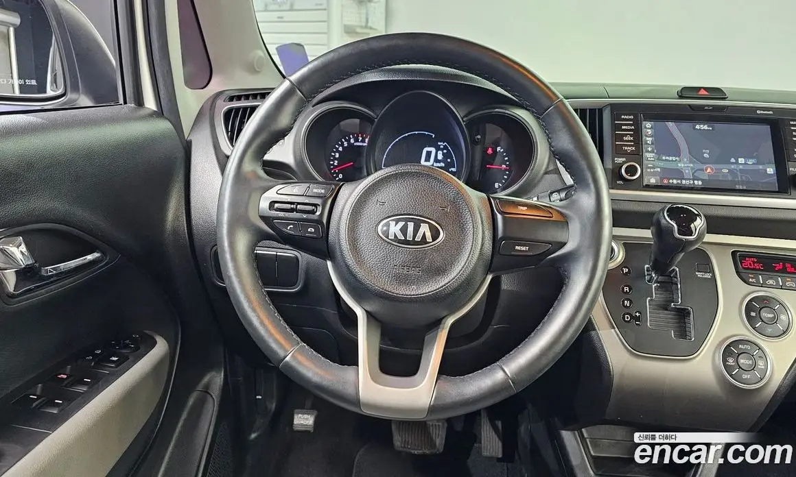 Kia Ray 2019 1.0 автомат (гидро), фото 13
