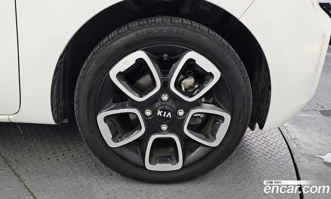 Kia Ray 2019 1.0 автомат (гидро), фото 5