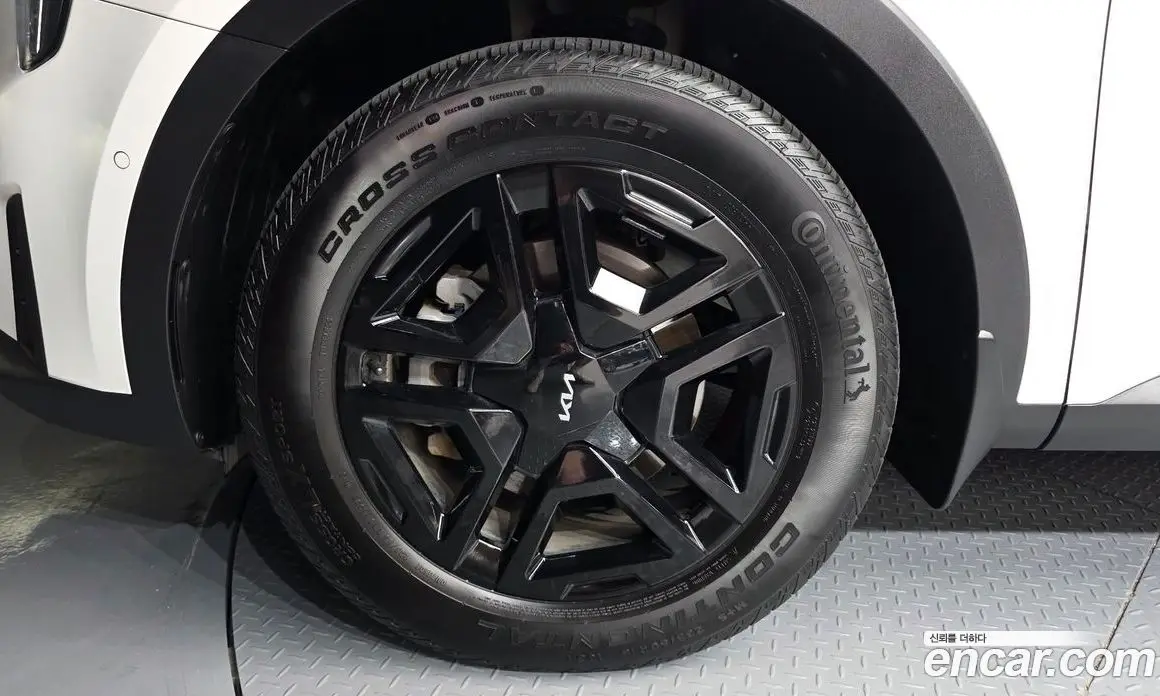 Kia Sorento 2024 1.6 автомат (гидро), фото 5 Kia Sorento 2024 1.6 автомат (гидро), фото 5