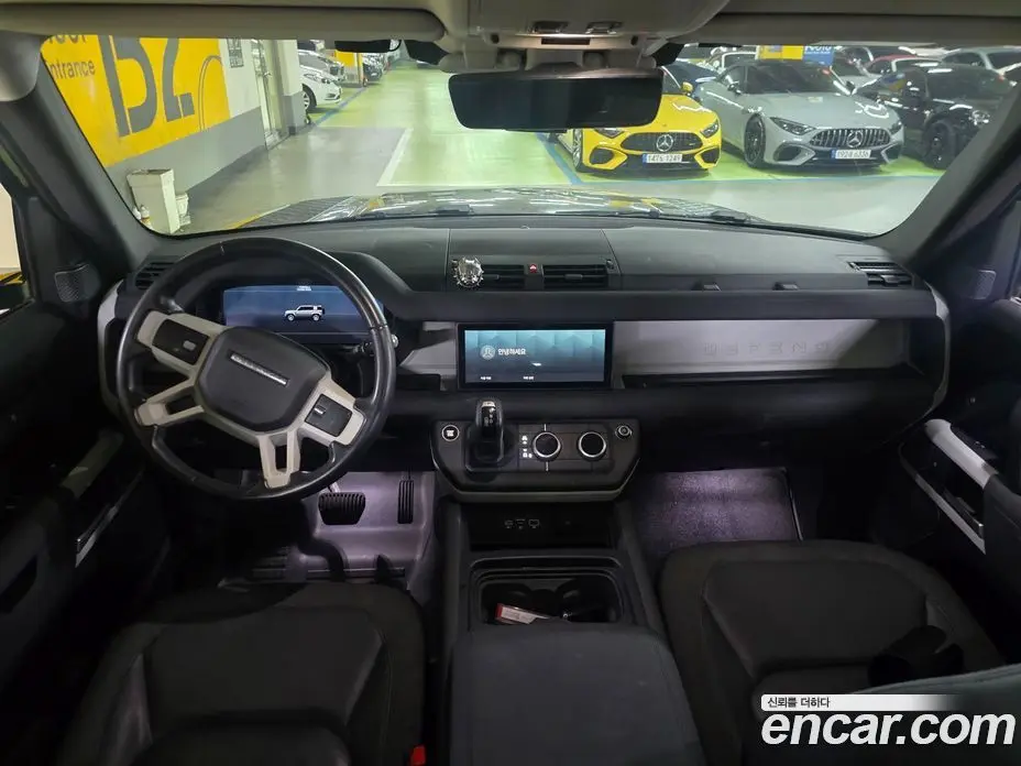 Land Rover Defender 2020 2.0 автомат (гидро), фото 6