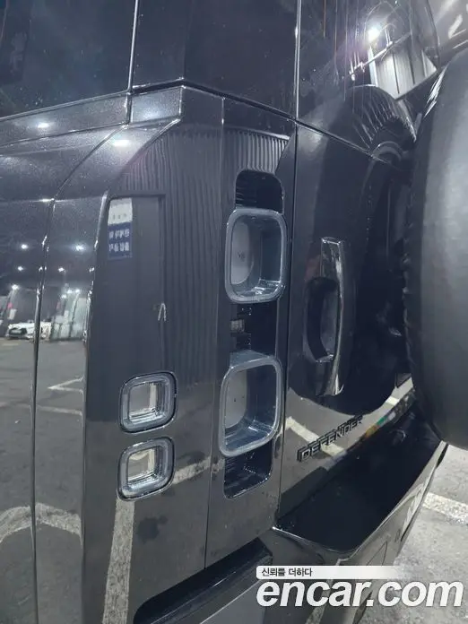 Land Rover Defender 2020 2.0 автомат (гидро), фото 15