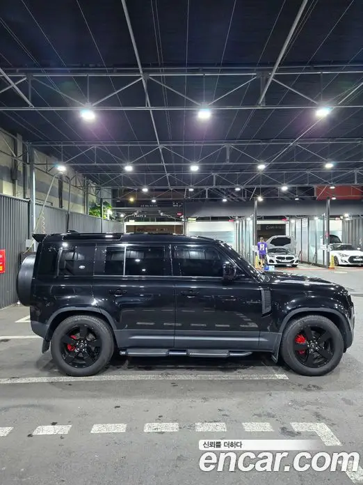 Land Rover Defender 2020 2.0 автомат (гидро), фото 3