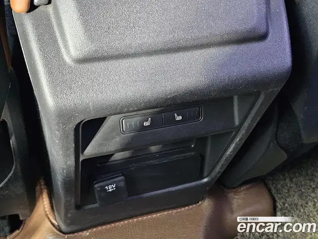Land Rover Discovery Sport 2017 2.0 автомат (гидро), миниатюра 11