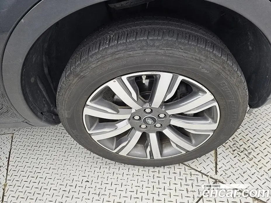 Land Rover Discovery Sport 2017 2.0 автомат (гидро), фото 20