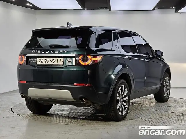 Land Rover Discovery Sport 2017 2.0 автомат (гидро), миниатюра 4