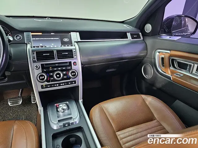Land Rover Discovery Sport 2017 2.0 автомат (гидро), миниатюра 9