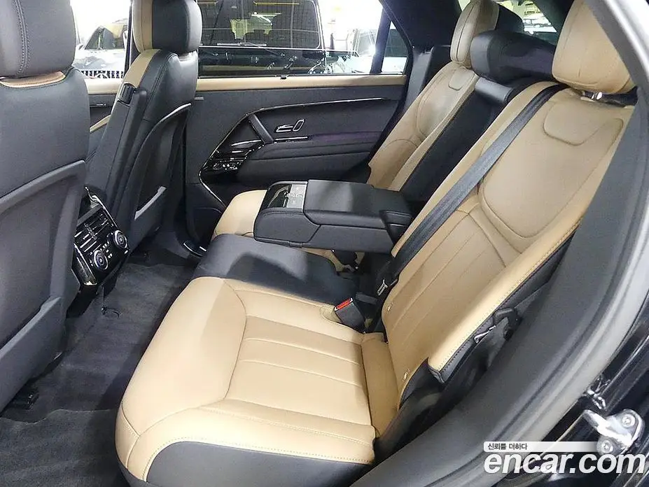 Land Rover Range Rover Sport 2025 3.0 автомат (гидро), фото 17