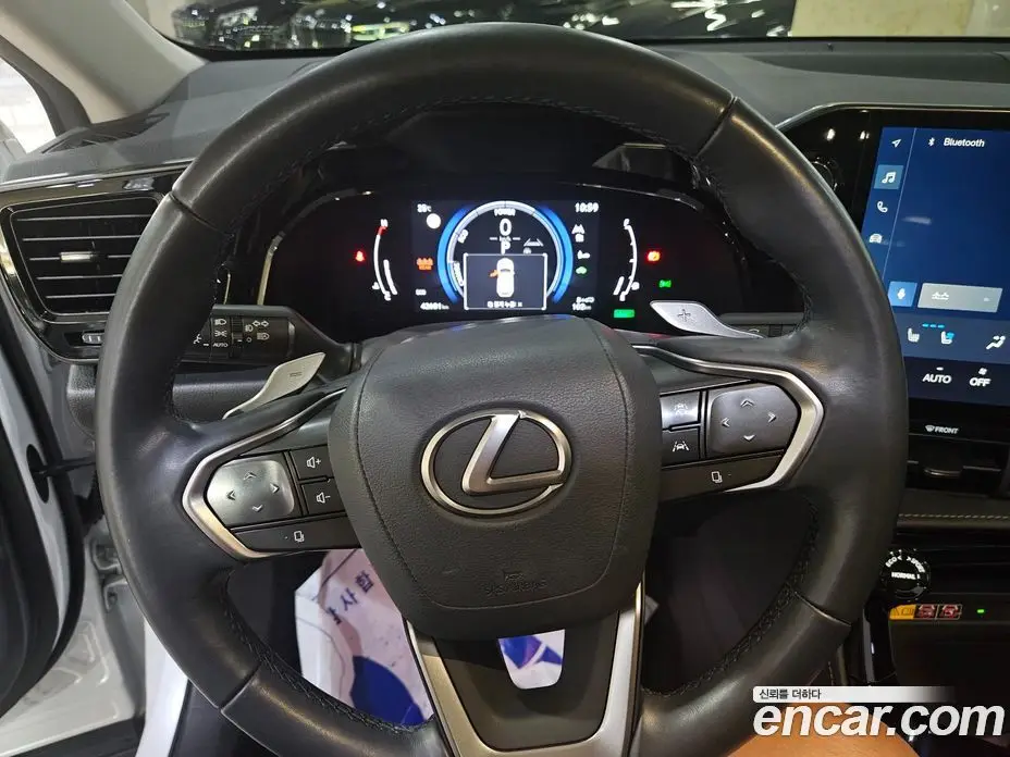 Lexus NX 2024 2.5 автомат (гидро), фото 12 Lexus NX 2024 2.5 автомат (гидро), фото 12