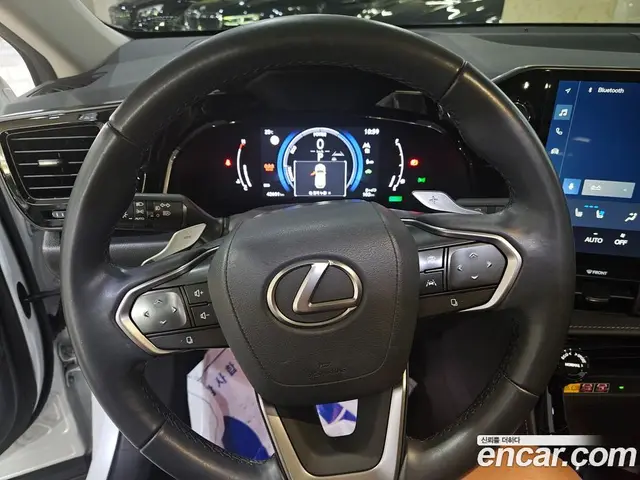 Lexus NX 2024 2.5 автомат (гидро), миниатюра 12