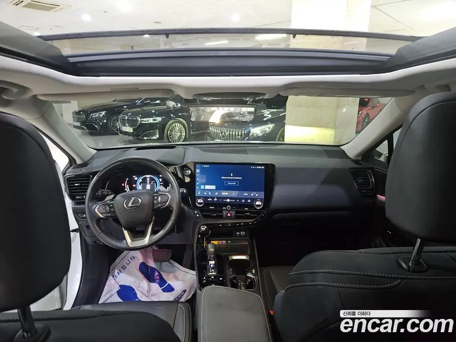 Lexus NX 2024 2.5 автомат (гидро), фото 7 Lexus NX 2024 2.5 автомат (гидро), фото 7