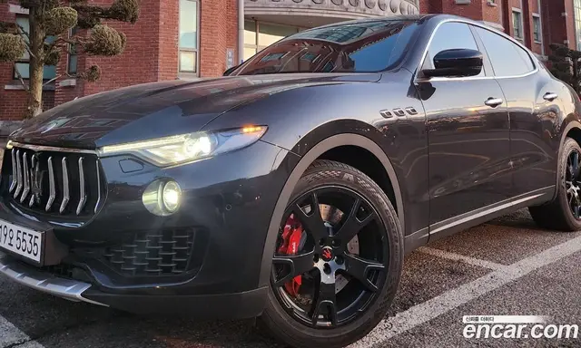 Maserati Levante 2017 3.0 автомат (гидро), миниатюра 5