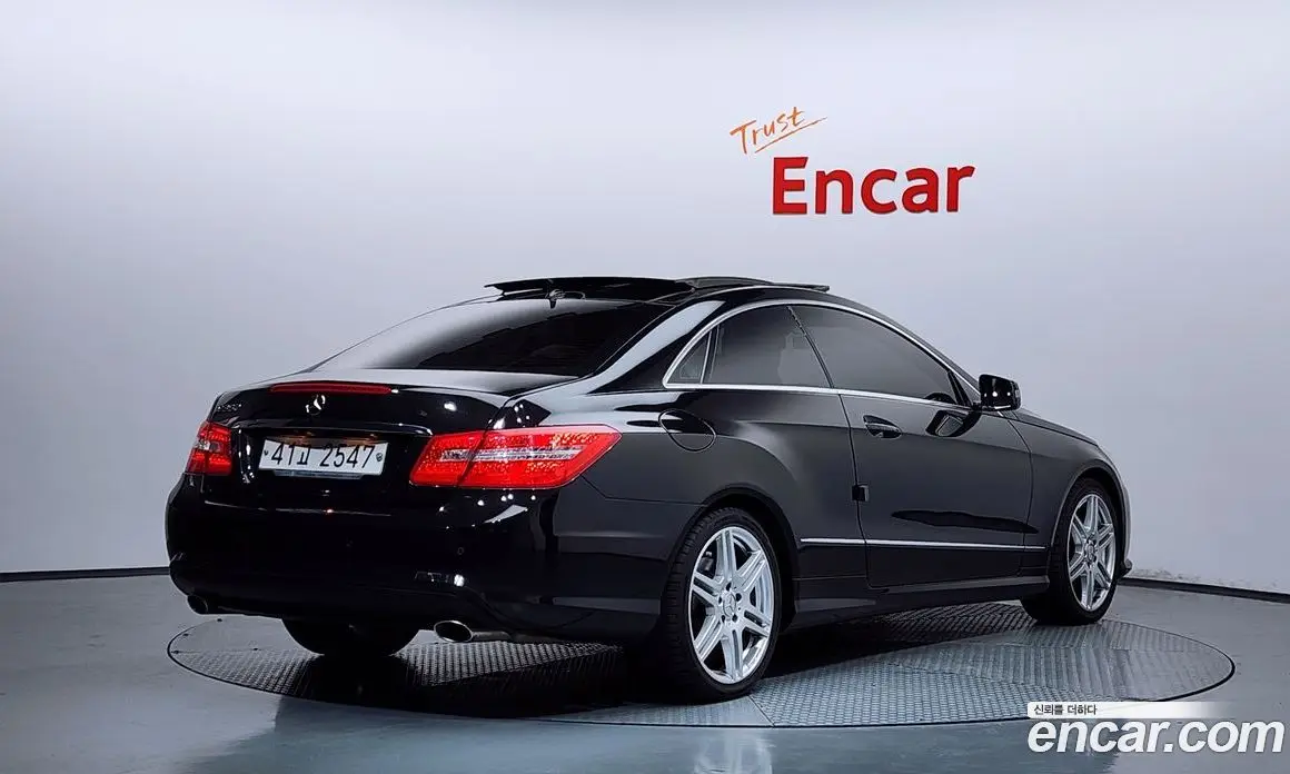 Mercedes-Benz E-Class 2010 3.5 автомат (гидро), фото 2 Mercedes-Benz E-Class 2010 3.5 автомат (гидро), фото 2