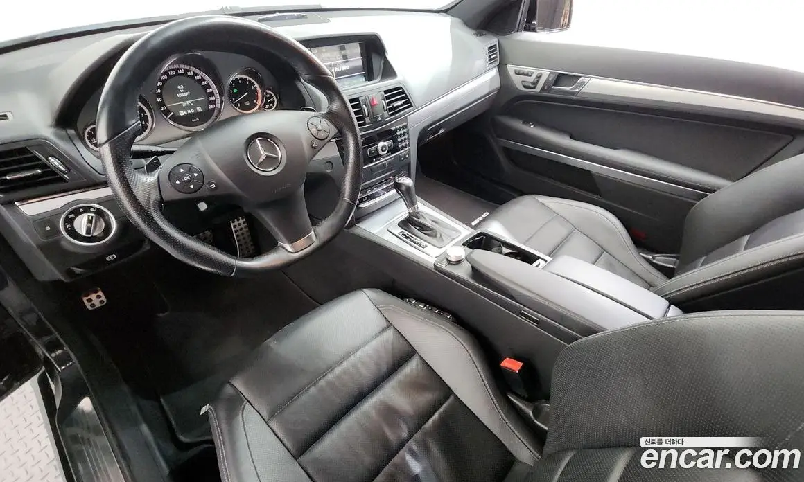 Mercedes-Benz E-Class 2010 3.5 автомат (гидро), фото 7 Mercedes-Benz E-Class 2010 3.5 автомат (гидро), фото 7