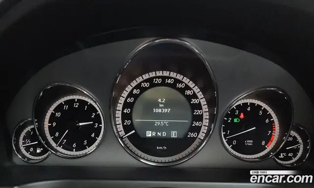 Mercedes-Benz E-Class 2010 3.5 автомат (гидро), миниатюра 8 Mercedes-Benz E-Class 2010 3.5 автомат (гидро), миниатюра 8