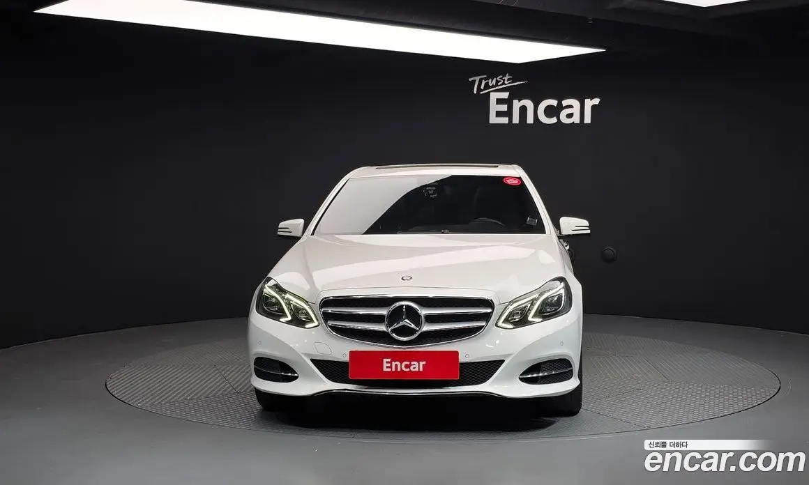 Mercedes-Benz E-Class 2013 2.1 автомат (гидро), фото 3 Mercedes-Benz E-Class 2013 2.1 автомат (гидро), фото 3