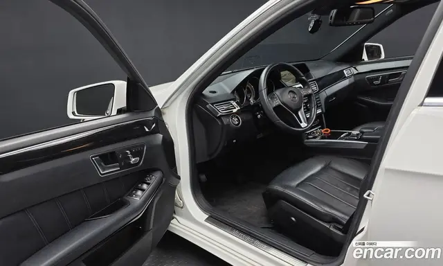 Mercedes-Benz E-Class 2013 2.1 автомат (гидро), миниатюра 10 Mercedes-Benz E-Class 2013 2.1 автомат (гидро), миниатюра 10