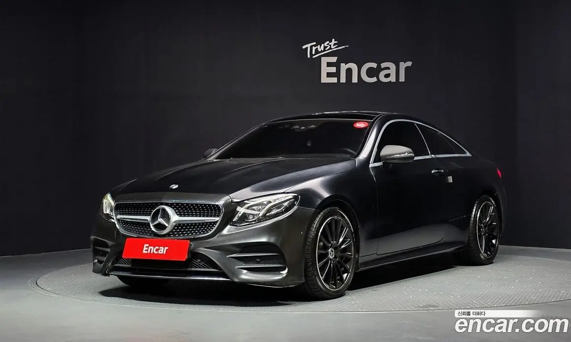 Mercedes-Benz E-Class 2017 1.9 автомат (гидро), фото 1 Mercedes-Benz E-Class 2017 1.9 автомат (гидро), фото 1