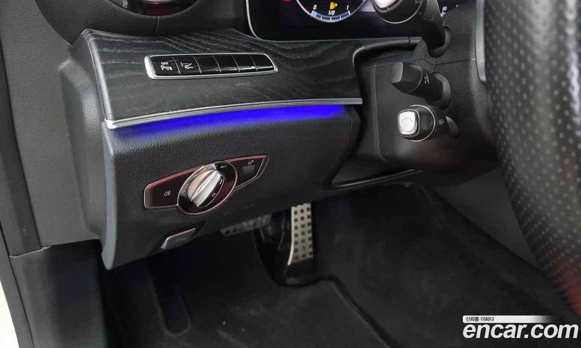 Mercedes-Benz E-Class 2017 1.9 автомат (гидро), фото 18 Mercedes-Benz E-Class 2017 1.9 автомат (гидро), фото 18
