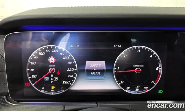 Mercedes-Benz E-Class 2017 1.9 автомат (гидро), миниатюра 8 Mercedes-Benz E-Class 2017 1.9 автомат (гидро), миниатюра 8