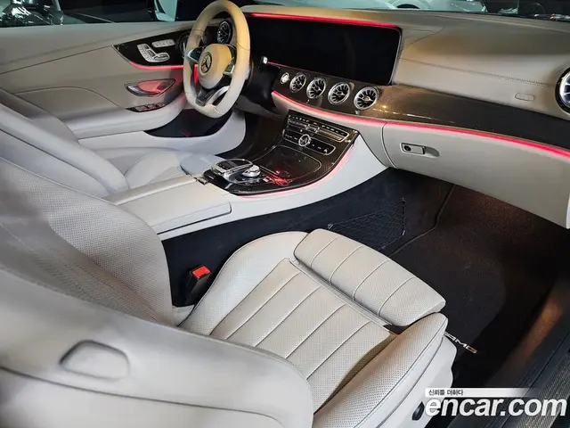 Mercedes-Benz E-Class 2017 3.0 автомат (гидро), миниатюра 9