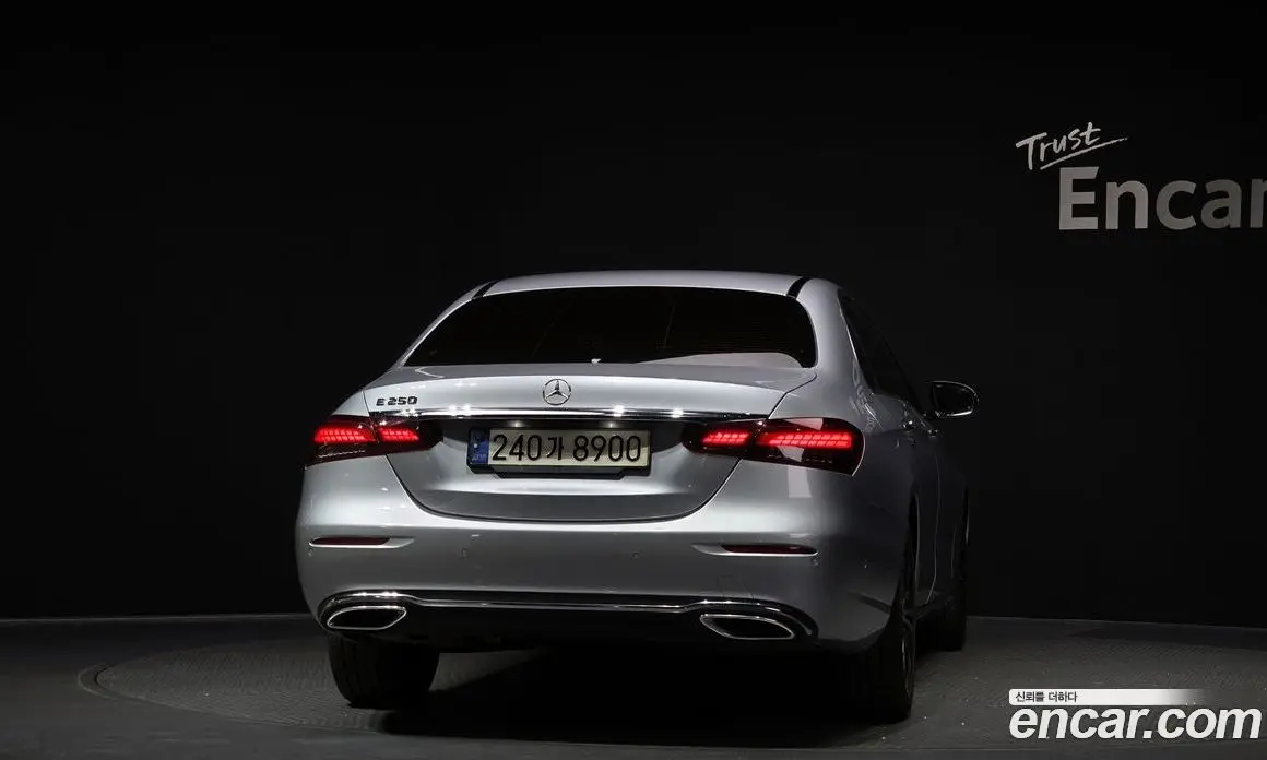 Mercedes-Benz E-Class 2021 2.0 автомат (гидро), фото 4
