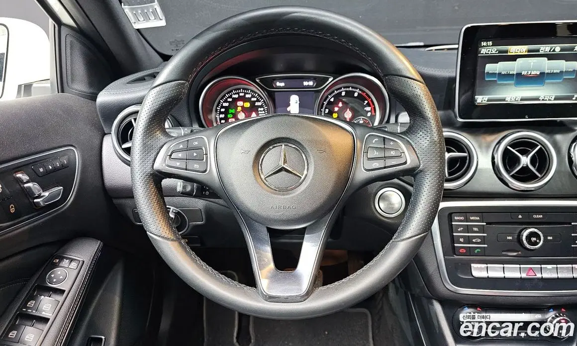 Mercedes-Benz GLA-Class 2018 2.0 автомат (гидро), фото 13 Mercedes-Benz GLA-Class 2018 2.0 автомат (гидро), фото 13