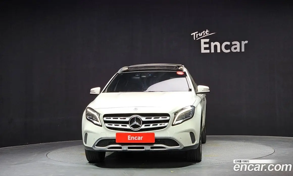 Mercedes-Benz GLA-Class 2018 2.0 автомат (гидро), фото 3 Mercedes-Benz GLA-Class 2018 2.0 автомат (гидро), фото 3