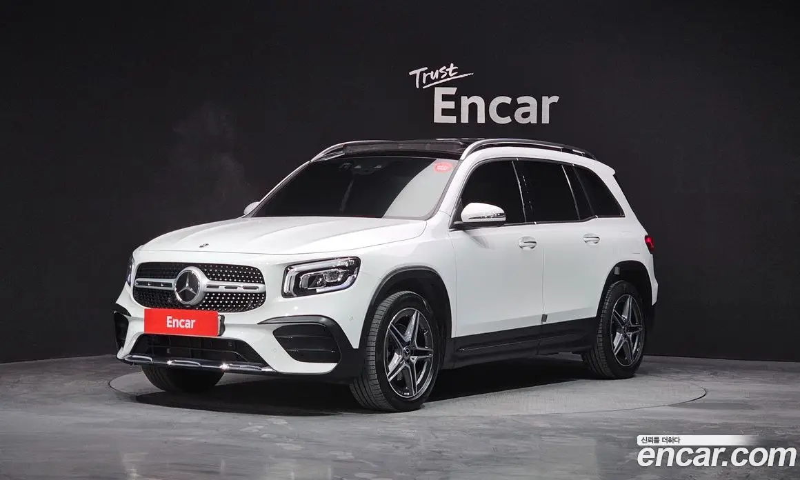 Mercedes-Benz GLB-Class 2022 2.0 автомат (гидро), фото 1 Mercedes-Benz GLB-Class 2022 2.0 автомат (гидро), фото 1