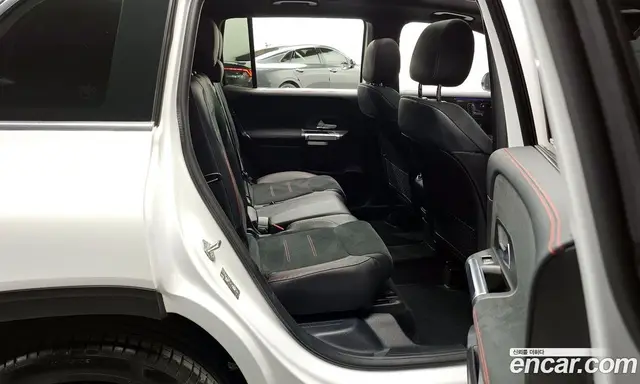 Mercedes-Benz GLB-Class 2022 2.0 автомат (гидро), миниатюра 12