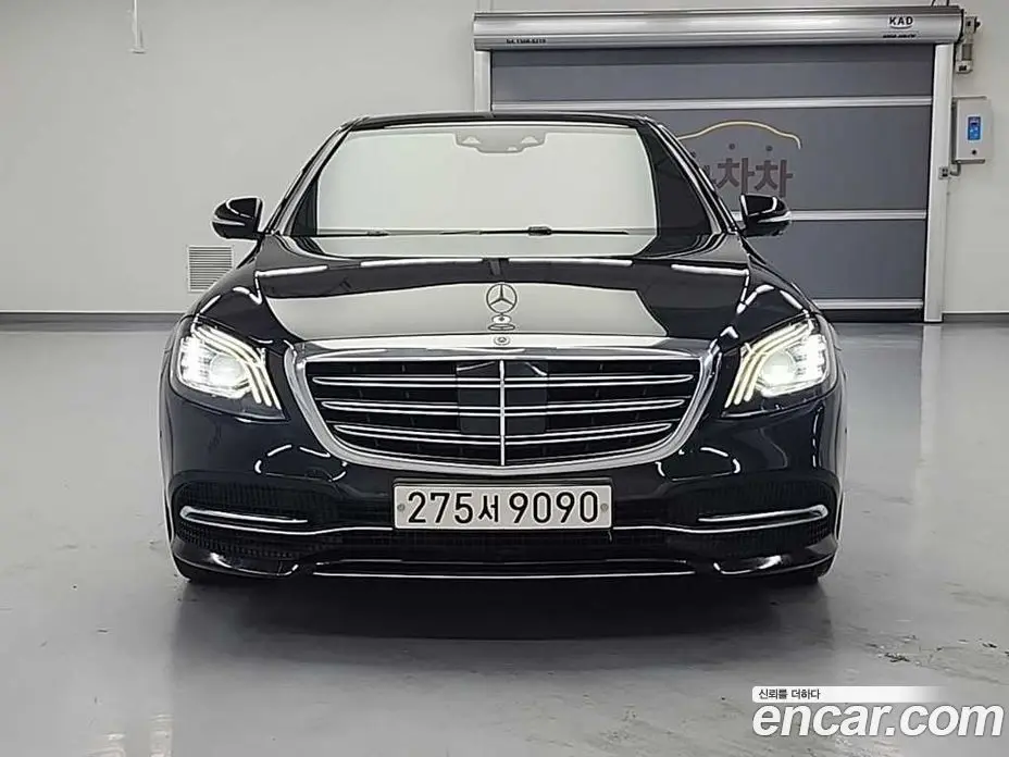 Mercedes-Benz S-Class 2018 4.0 автомат (гидро), фото 1 Mercedes-Benz S-Class 2018 4.0 автомат (гидро), фото 1
