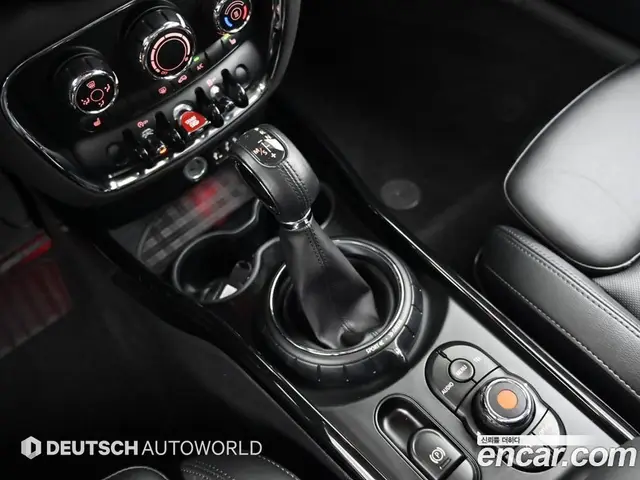 Mini Clubman 2016 1.5 автомат (гидро), миниатюра 9 Mini Clubman 2016 1.5 автомат (гидро), миниатюра 9