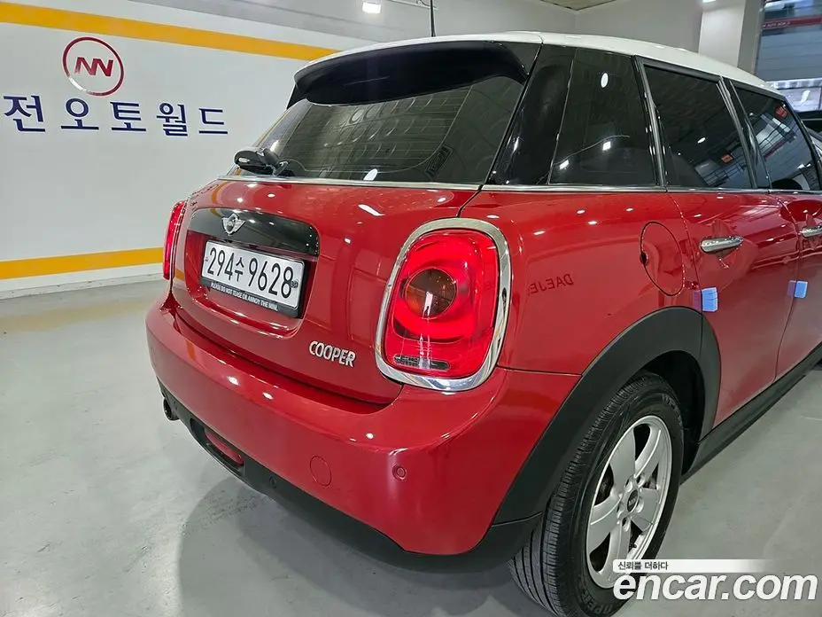 Mini Cooper 2018 1.5 автомат (гидро), фото 5 Mini Cooper 2018 1.5 автомат (гидро), фото 5